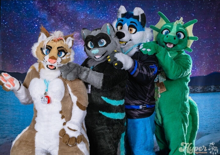 FCL 2026 fursuit family photo!